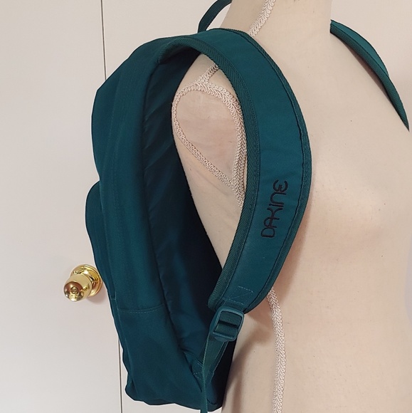 Dakine Capitol backpack - Picture 2 of 5